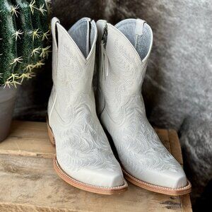 Ariat Cate Western Zippered Boot [White Quartz] | NWT